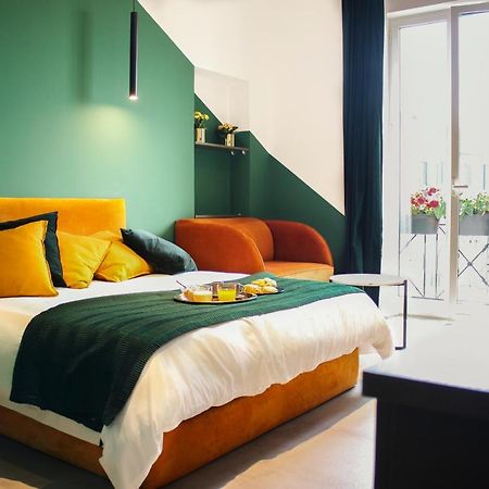 Nacu 90 Bed & Breakfast เนเปิลส์ ภายนอก รูปภาพ