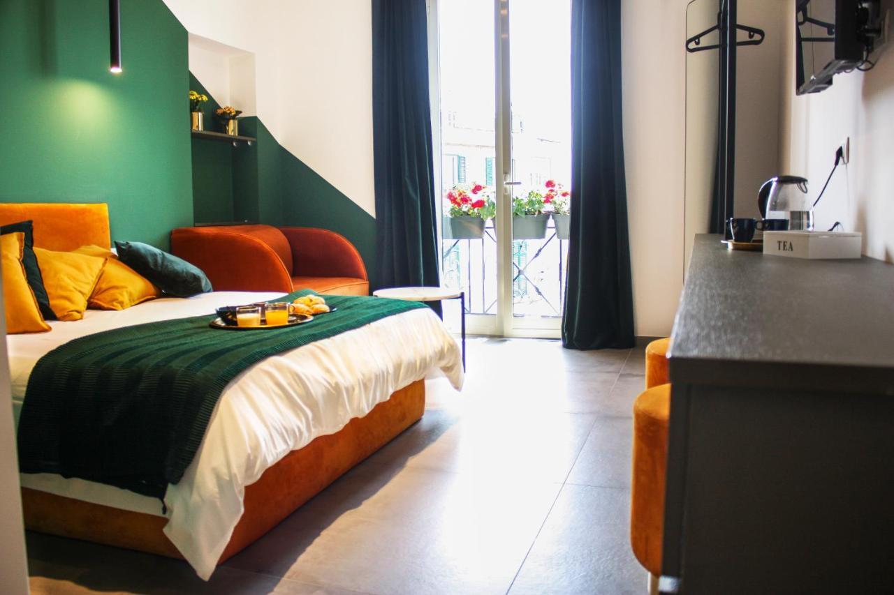 Nacu 90 Bed & Breakfast เนเปิลส์ ภายนอก รูปภาพ